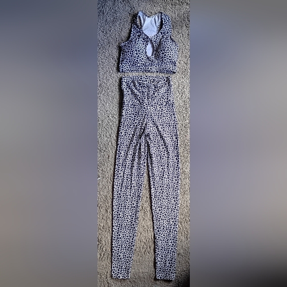 Canon Other - Canoan Athletic Set